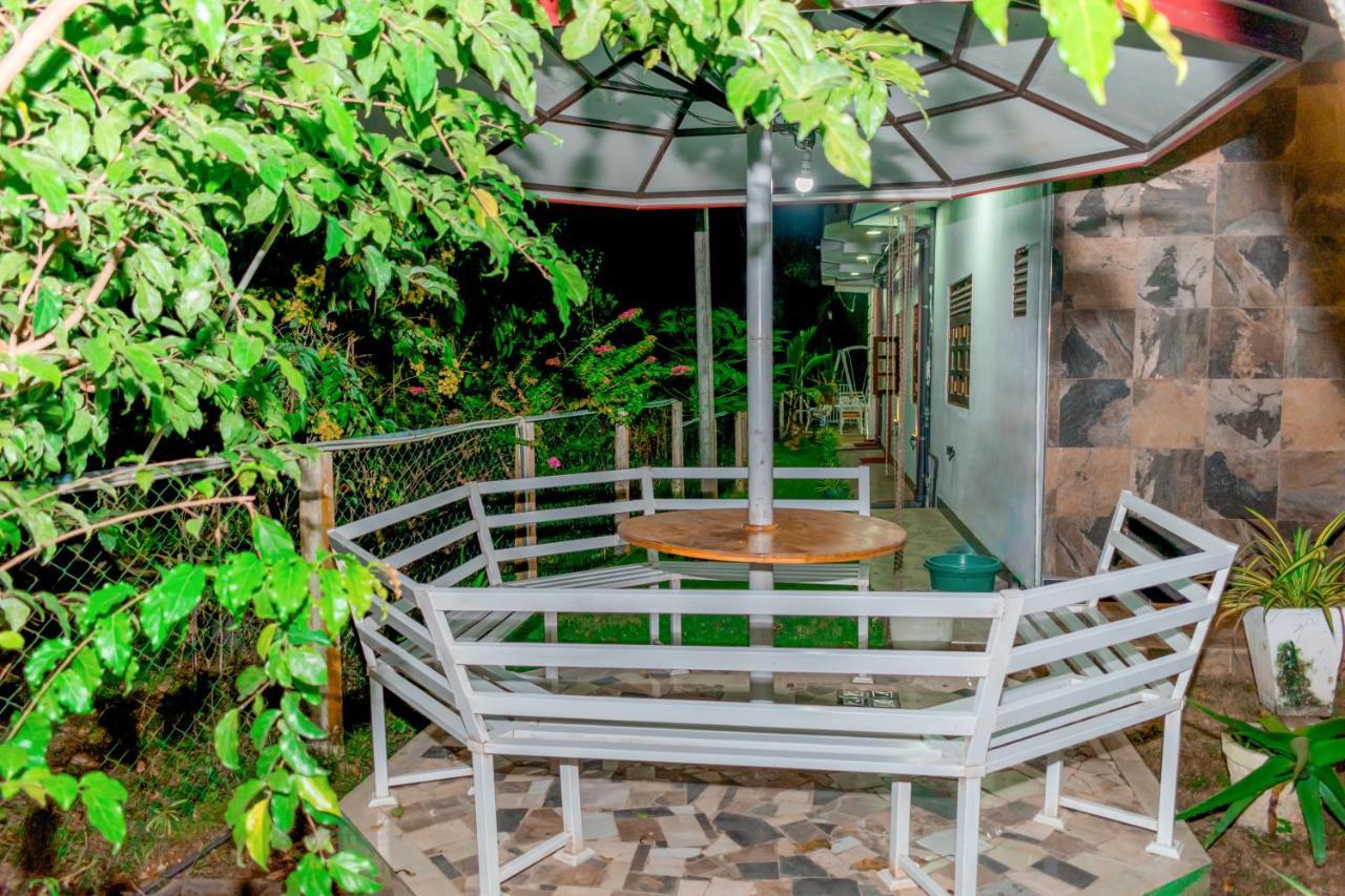 House Of Richness Hotel Negombo Exterior foto