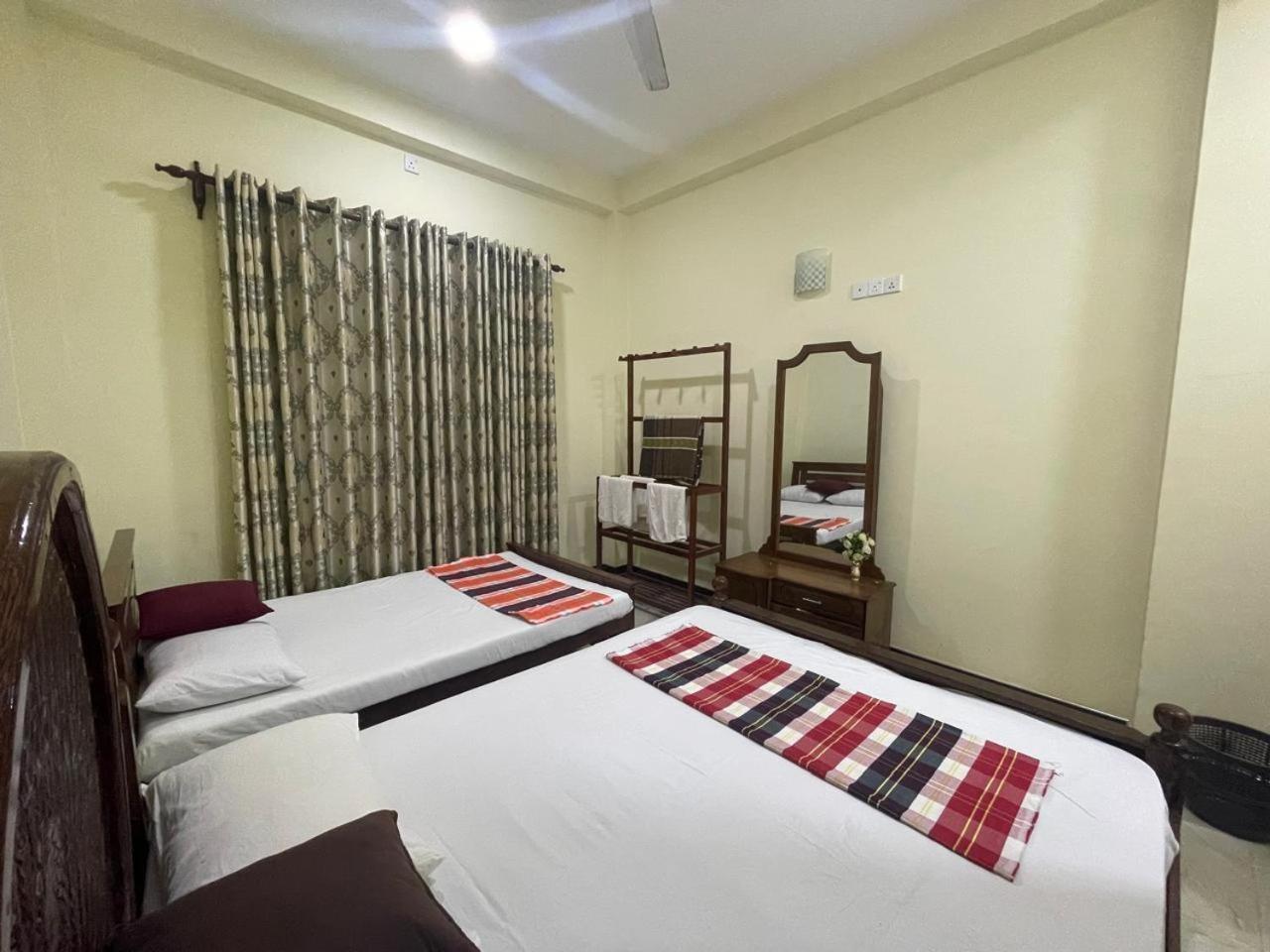 House Of Richness Hotel Negombo Exterior foto
