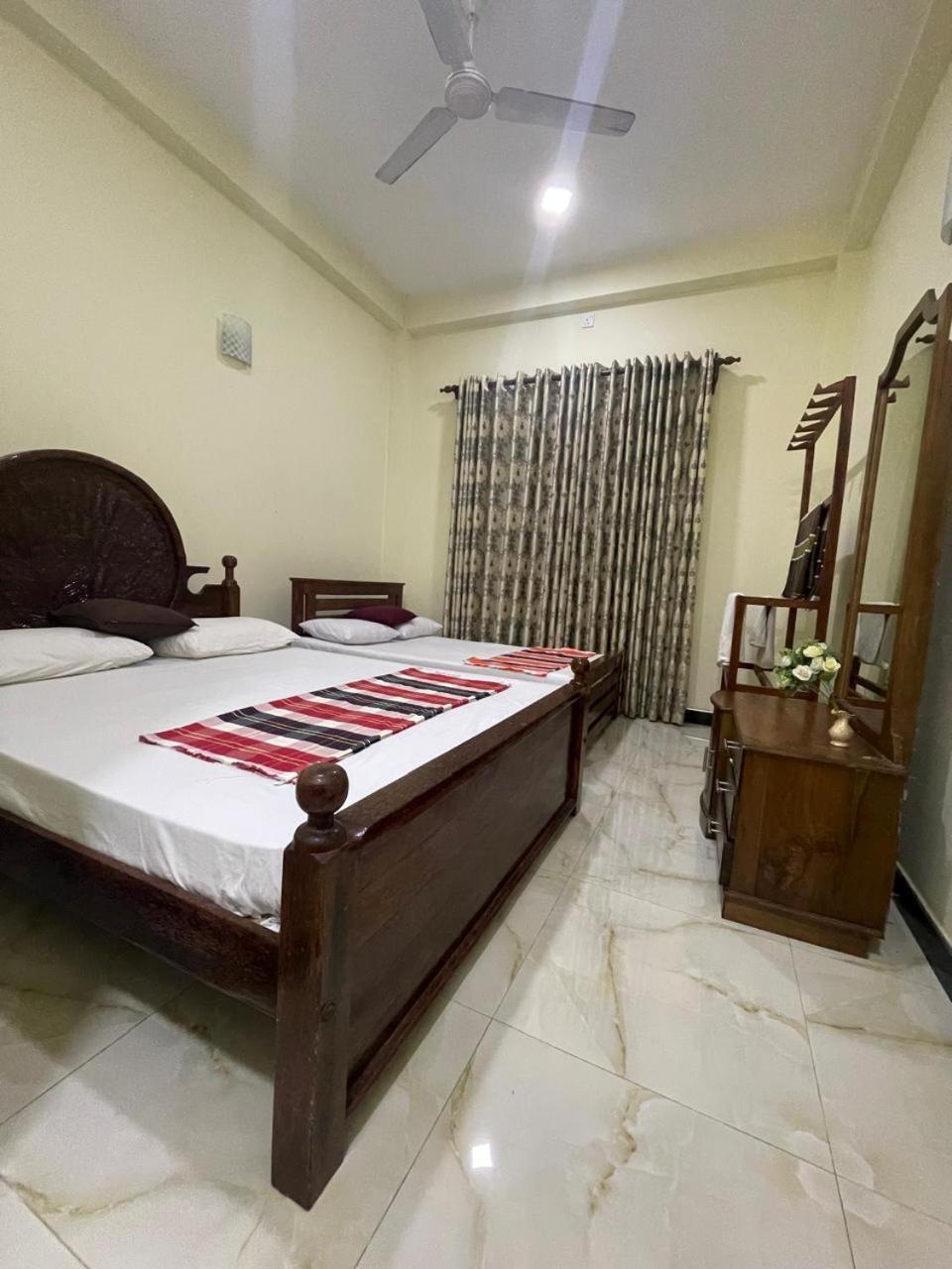 House Of Richness Hotel Negombo Exterior foto