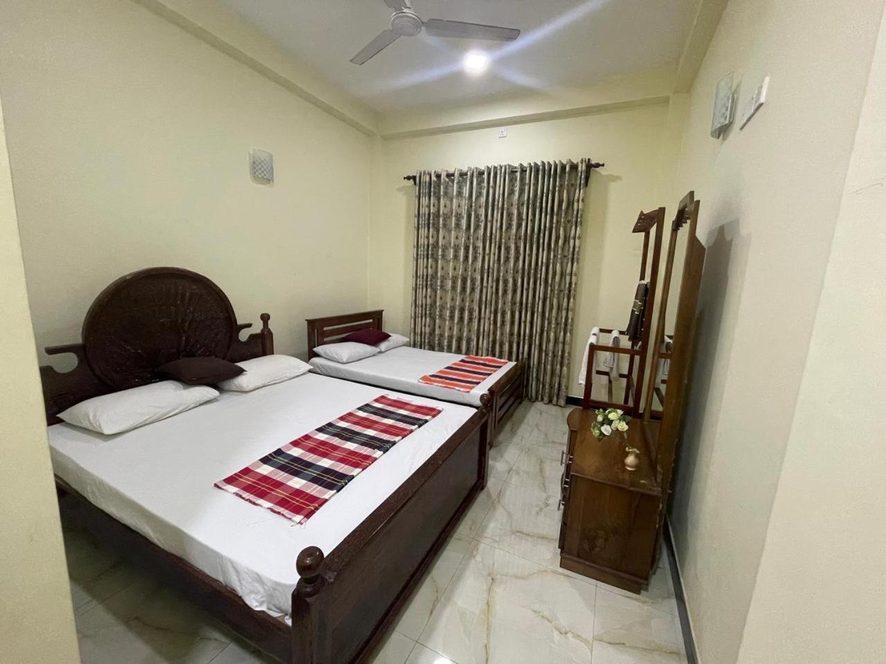 House Of Richness Hotel Negombo Exterior foto