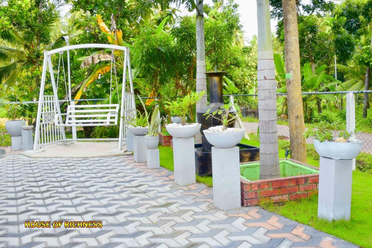 House Of Richness Hotel Negombo Exterior foto